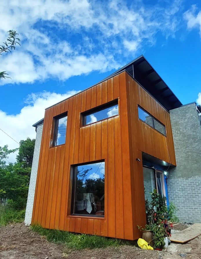 LA Cladding and Roofing - Professional Cladding & Construction Services